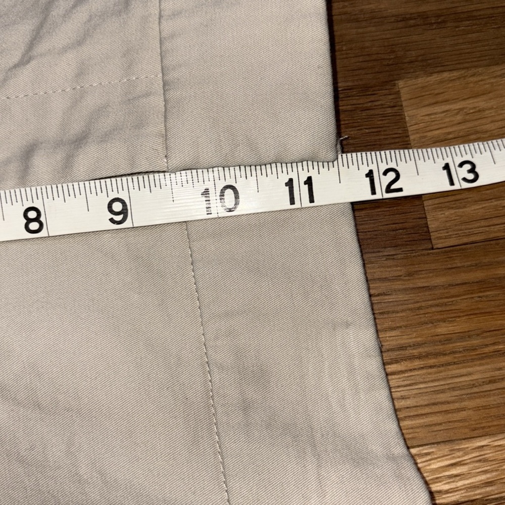 ANN TAYLOR FACTORY khaki shorts - Picture 7 of 8
